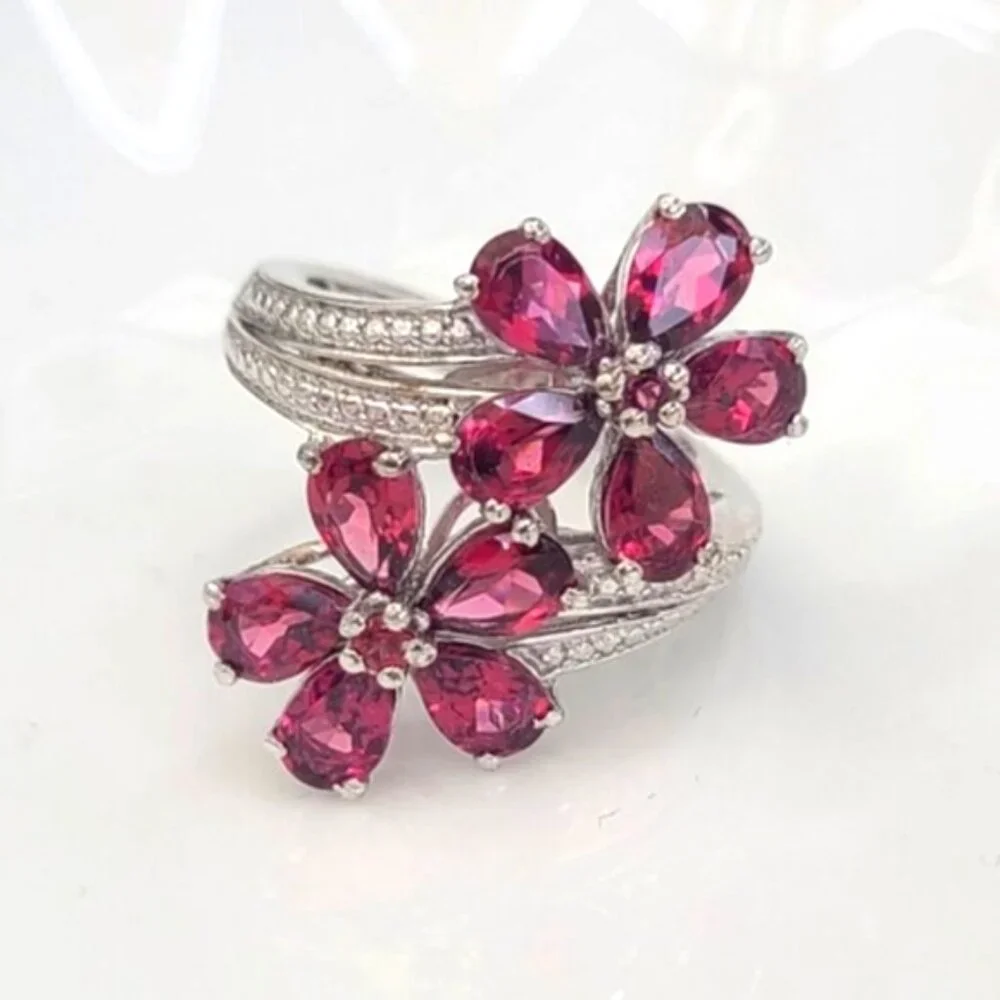 Vintage Boho Evening Sterling Silver Red Crystal Flower Cocktail Ring 7 - Picture 1 of 11